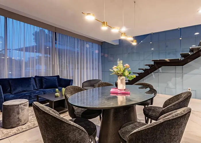 Apartment Two-in-one Group Haven With Terrace, Wifi & Comfort *