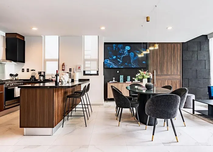 Apartment Two-in-one Group Haven With Terrace, Wifi & Comfort