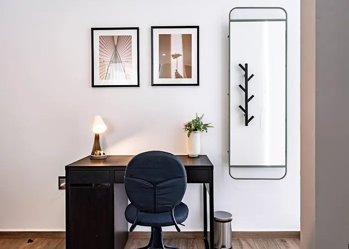 Two-in-one Group Haven With Terrace, Wifi & Comfort Apartment