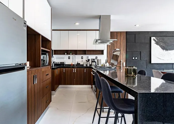 Two-in-one Group Haven With Terrace, Wifi & Comfort *